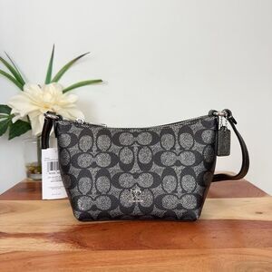 NWT Coach Zip Top‎ Crossbody Bag In Signature Canvas